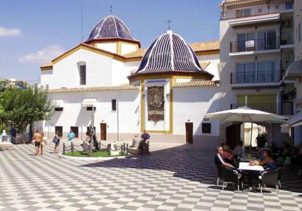 Apartamento Centrico Y En Primera Linea De Playa Apartment Benidorm Bagian luar foto