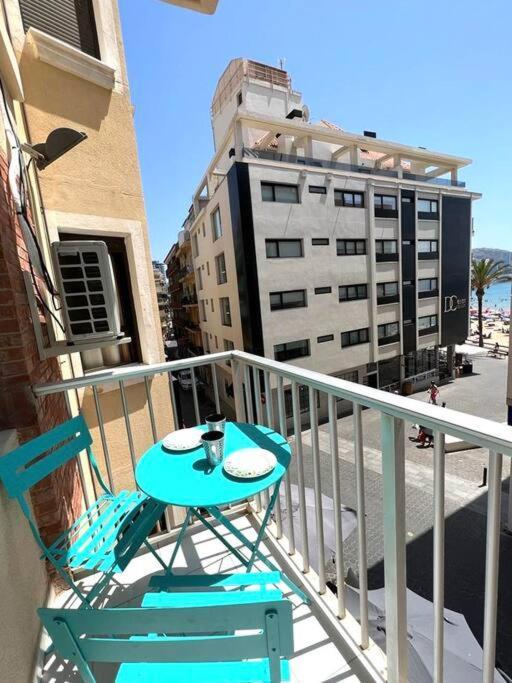 Apartamento Centrico Y En Primera Linea De Playa Apartment Benidorm Bagian luar foto