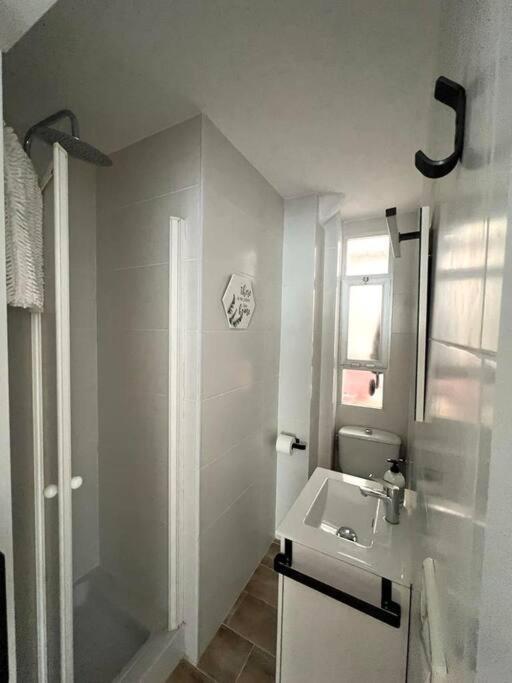 Apartamento Centrico Y En Primera Linea De Playa Apartment Benidorm Bagian luar foto
