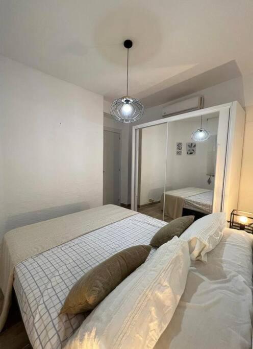 Apartamento Centrico Y En Primera Linea De Playa Apartment Benidorm Bagian luar foto