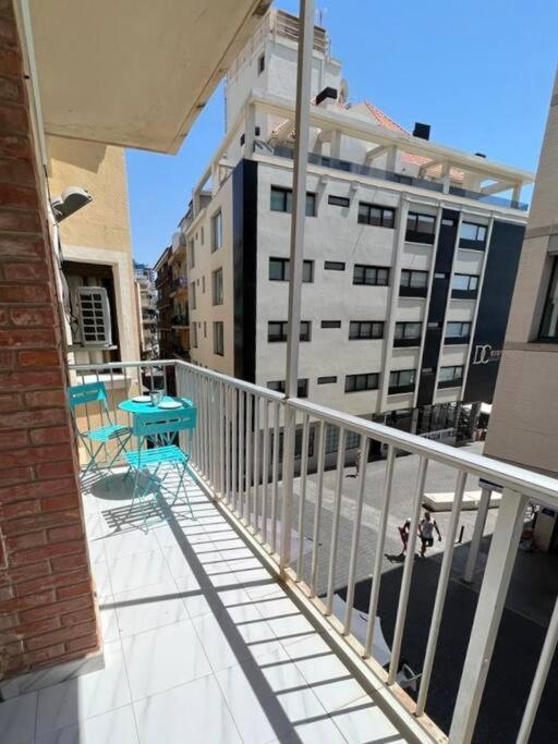Apartamento Centrico Y En Primera Linea De Playa Apartment Benidorm Bagian luar foto